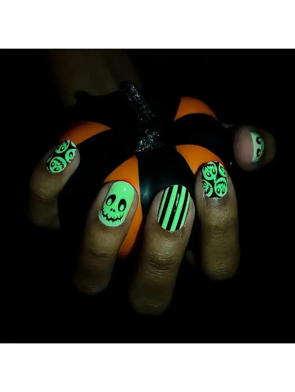 Color Street BOO CREW Real Nail Polish Strips GLOW IN THE DARK Halloween RETIRED